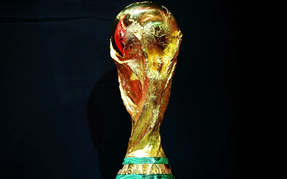 乌拉圭更有可能举起这届大力神杯?