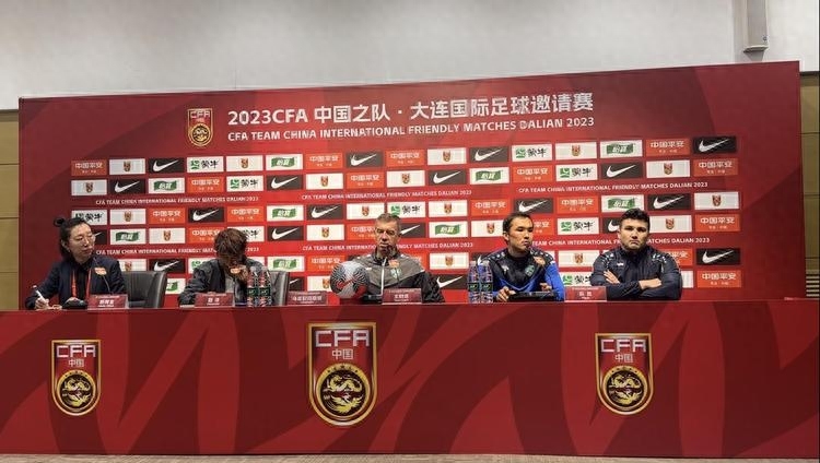 乌兹别克斯坦主帅舒库罗夫：我们的队伍没有伤病